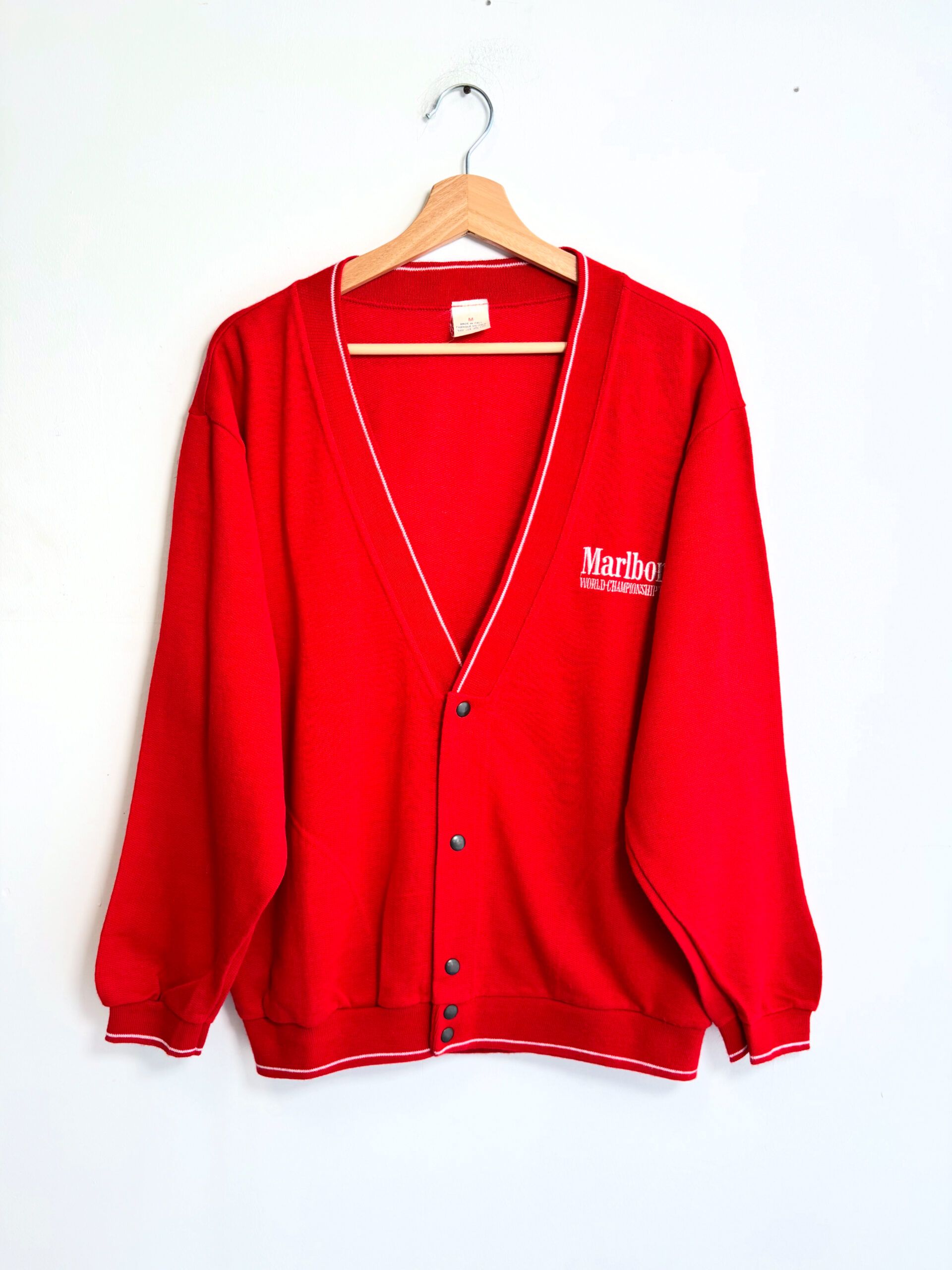 Malboro 90's Vintage Cardigan.