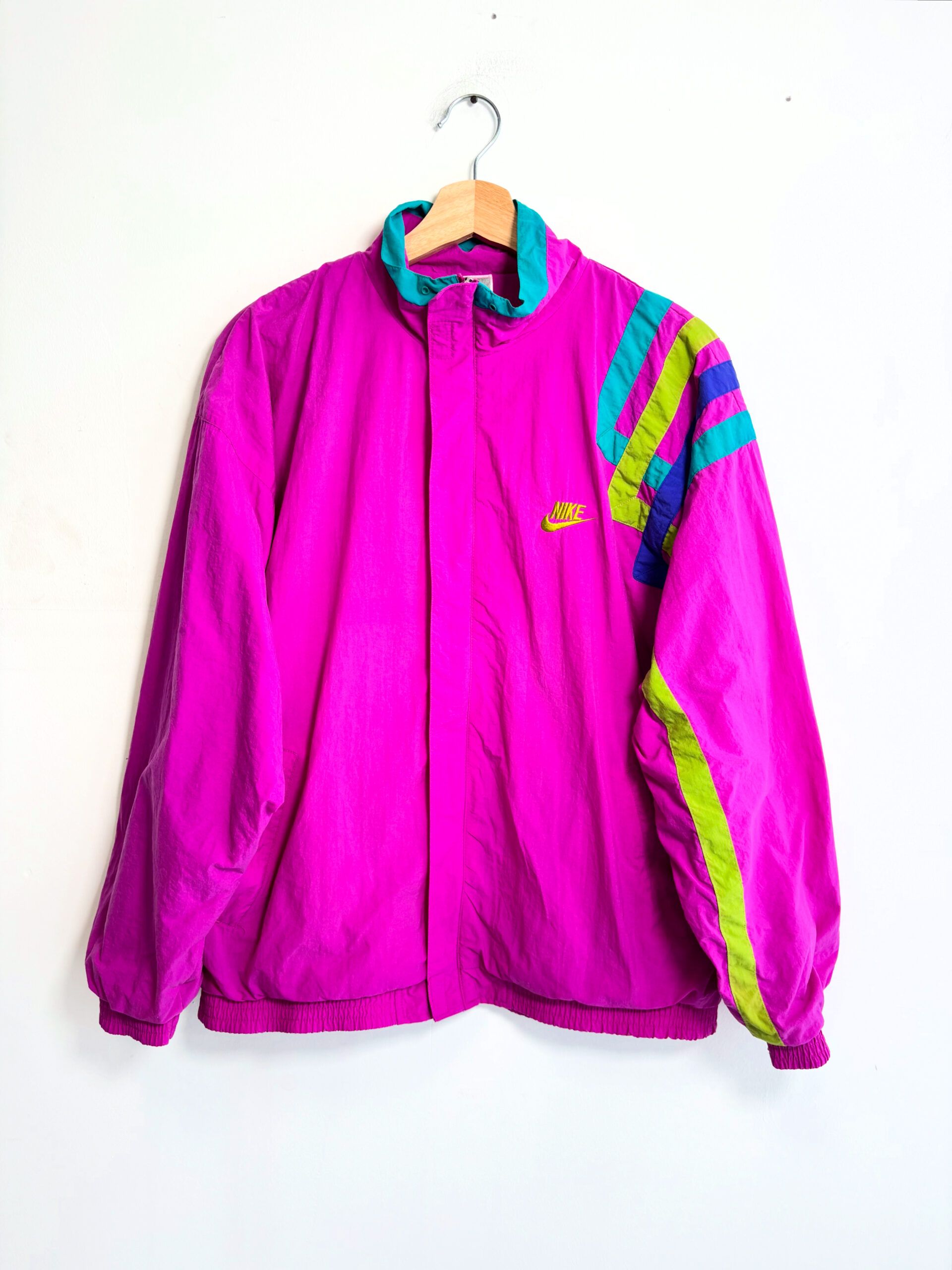 Nike 90's Vintage Sportswear Jacket.