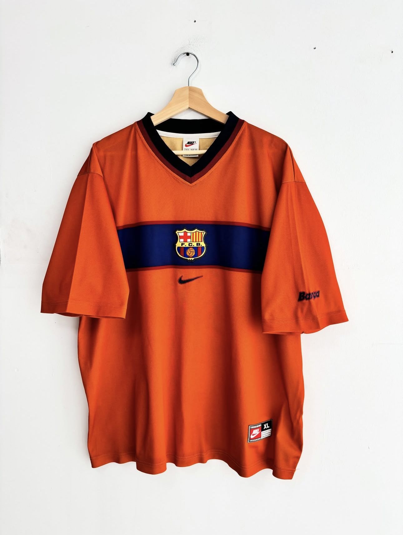 Nike FC Barcelona 1998-99 Vintage Away Soccer Jersey.