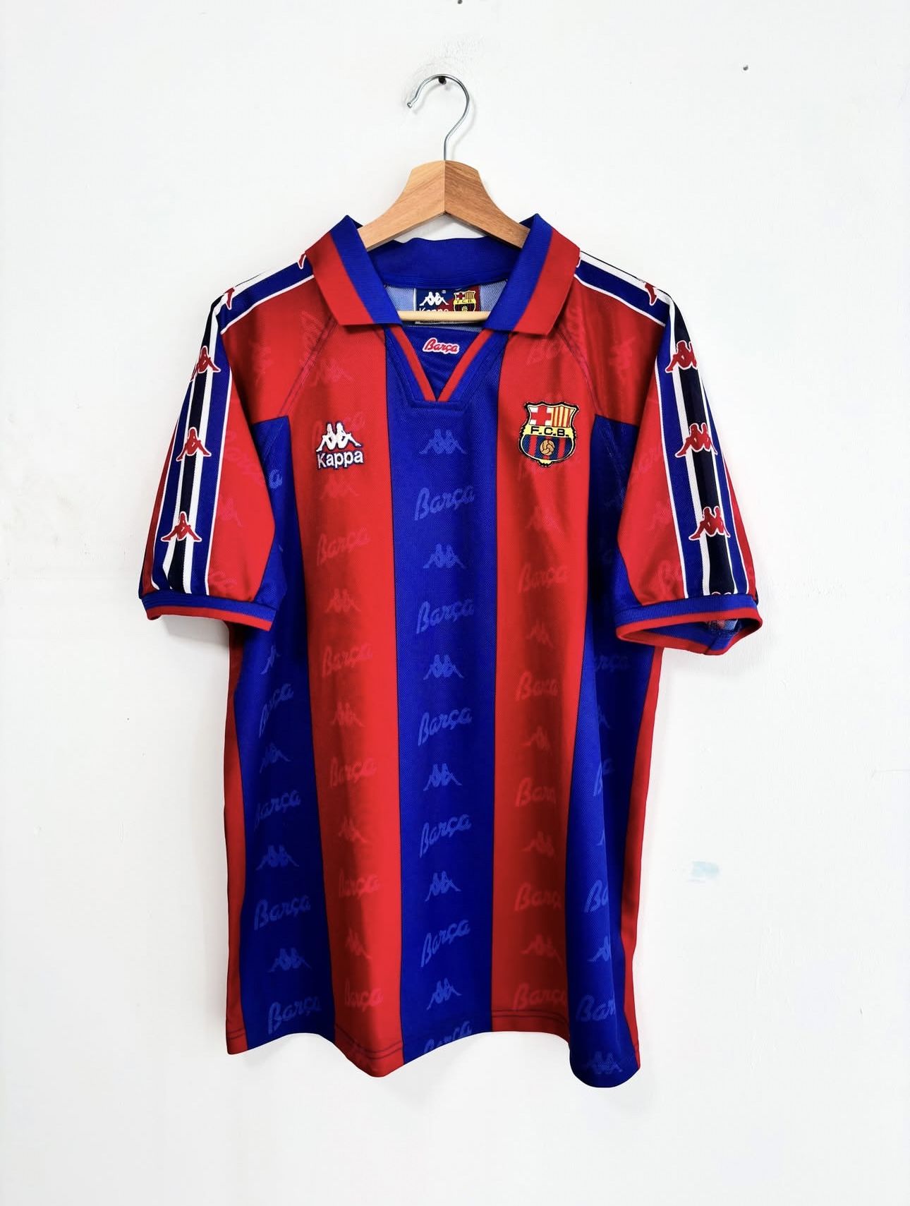 Kappa FC Barcelona 1995-97 Vintage Soccer Jersey.